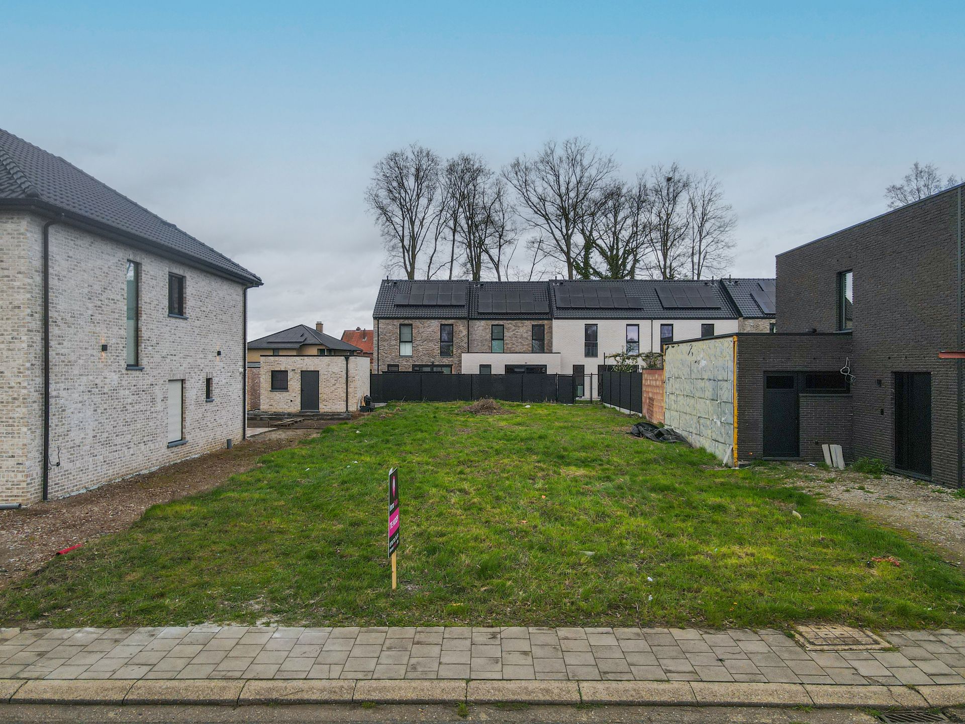 Bouwgrond voor een halfopen woning op een perceel van 436m²! foto 3