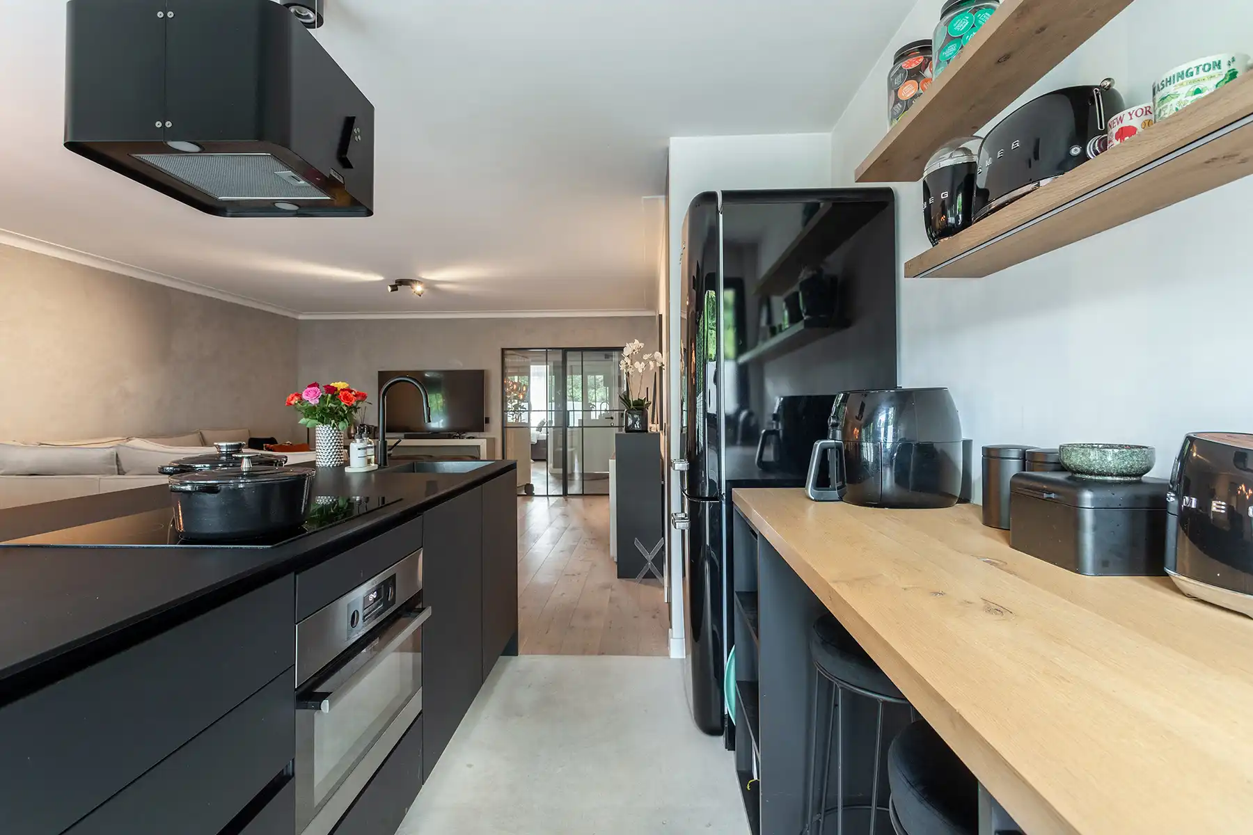 Prachtig vernieuwd app. op toplocatie + garagebox en P foto 5