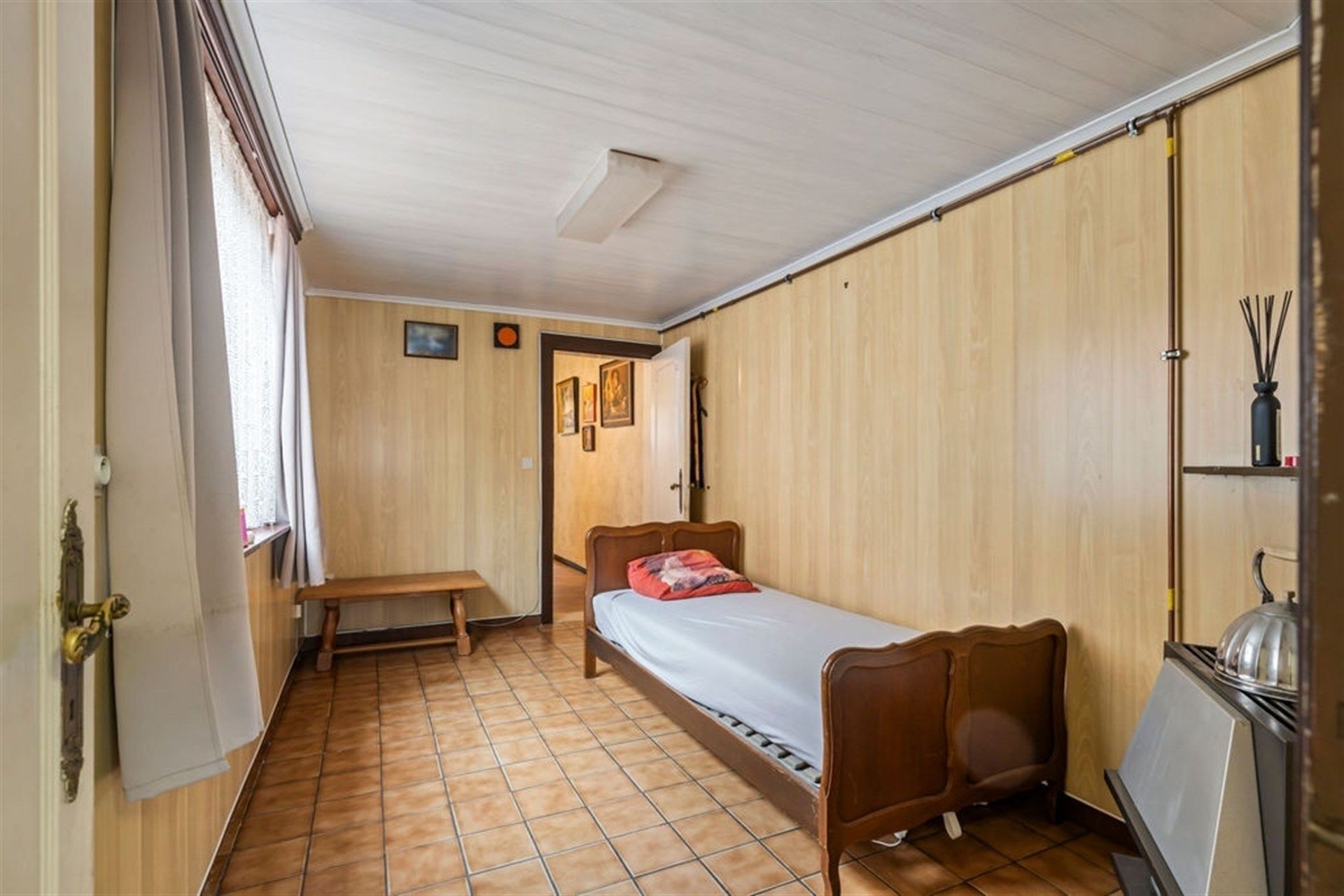 Potentiële gezinswoning of 2 bouwgronden in het hartje van Sint-Gillis-Waas foto 9