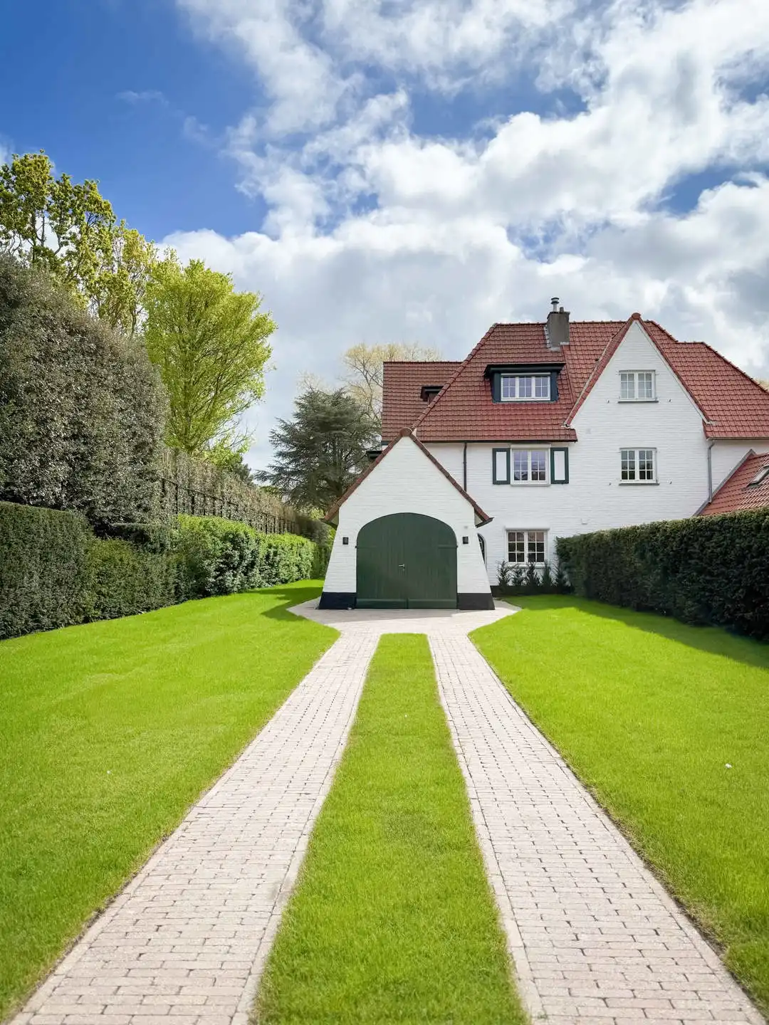 Stijlvolle halfopen villa met zonnige tuin in het Zoute foto 12