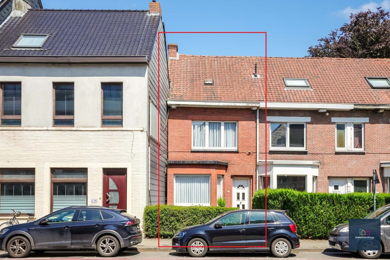 Hoofdfoto van de publicatie: Centraal gelegen te renoveren woning in rij met tuin te Mariakerke