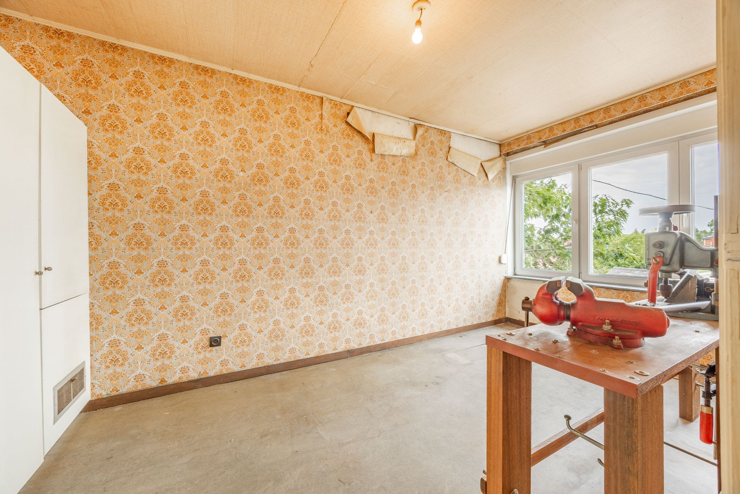 TE RENOVEREN WONING MET GARAGE  foto 14
