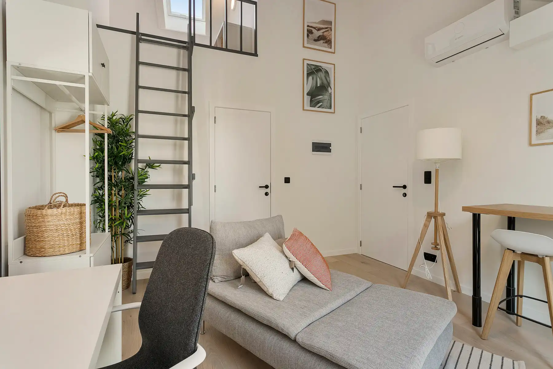 Luxe duplexkamer met eigen sanitair en terras foto 2