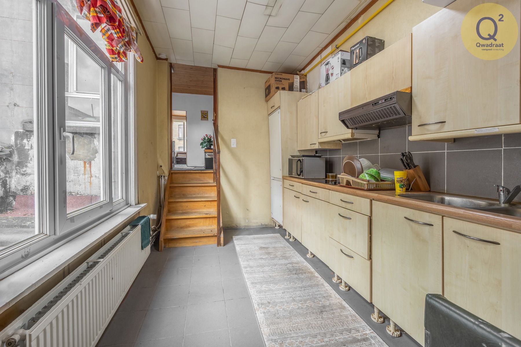 huis met 6 slpks, 2 badkamers, 2 keukens en stadstuintje foto 11