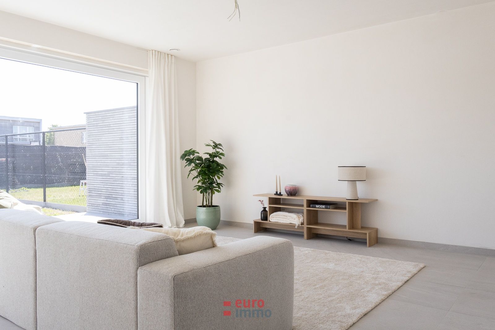 Luxueuze nieuwbouwwoning op centrale locatie in Torhout! foto 8