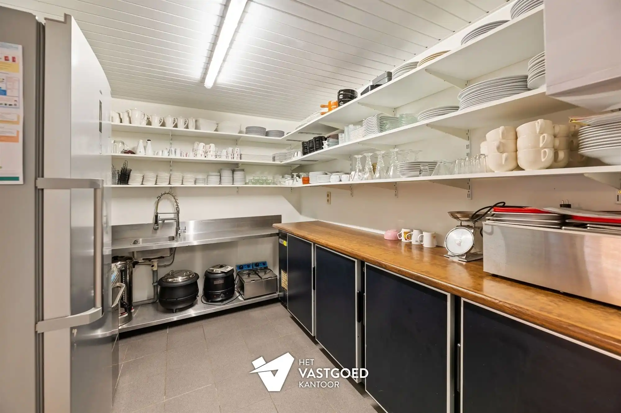 KARAKTERVOL WOON-HANDELSHUIS OP EEN AANTREKKELIJKE LIGGING IN BALEN MET VEEL POTENTIEEL foto 7