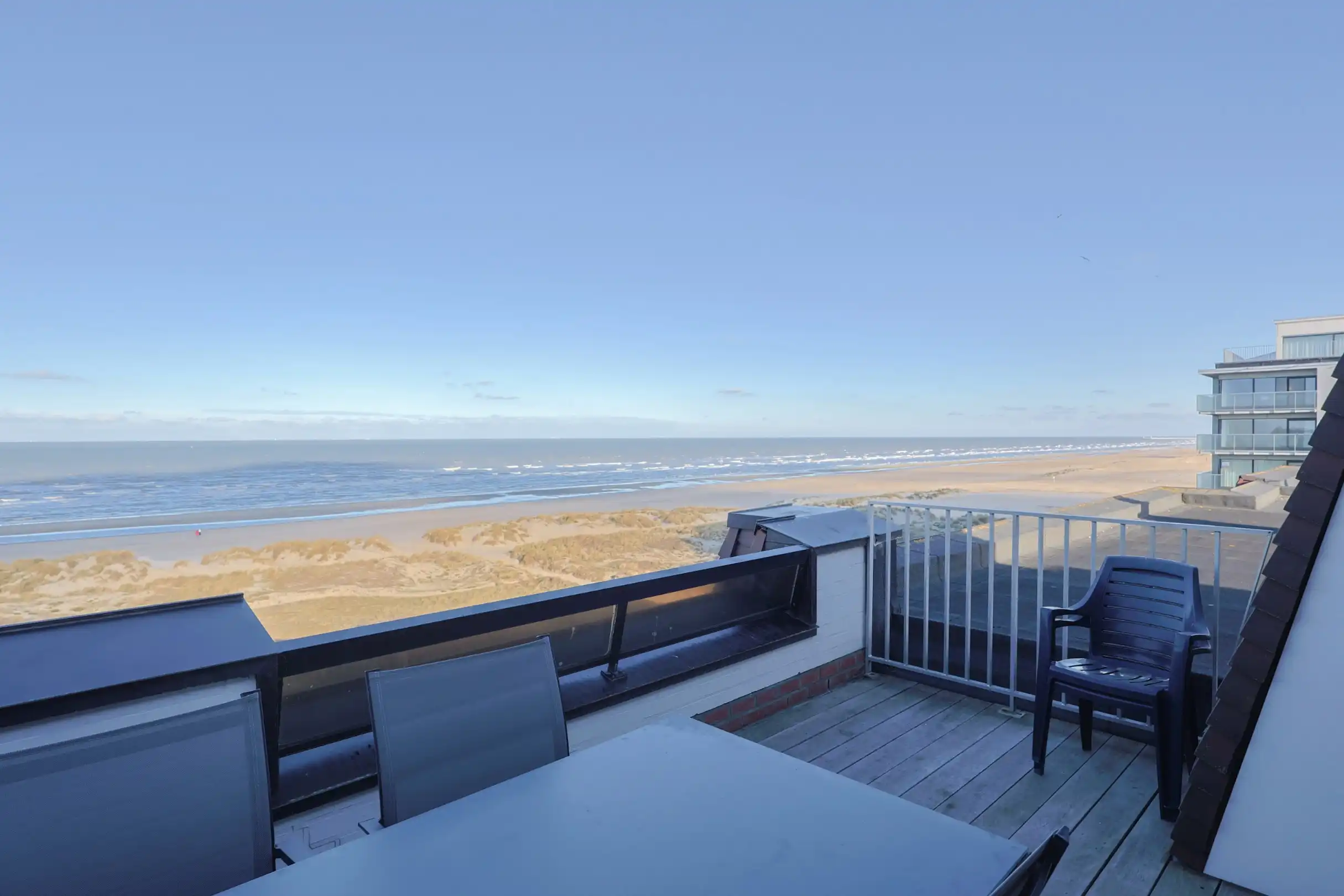 Penthouse met prachtig zeezicht en twee slaapkamers in de Res. Plaza I foto 17