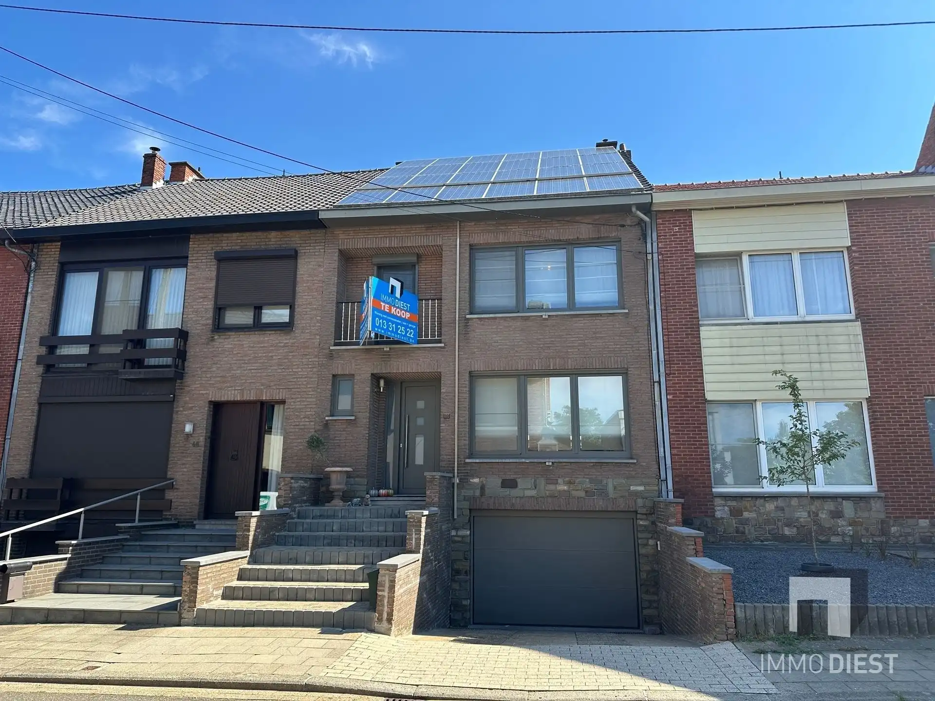 Verzorgde woning met 3 slpks, garage en zonnige tuin foto {{pictureIndex}}