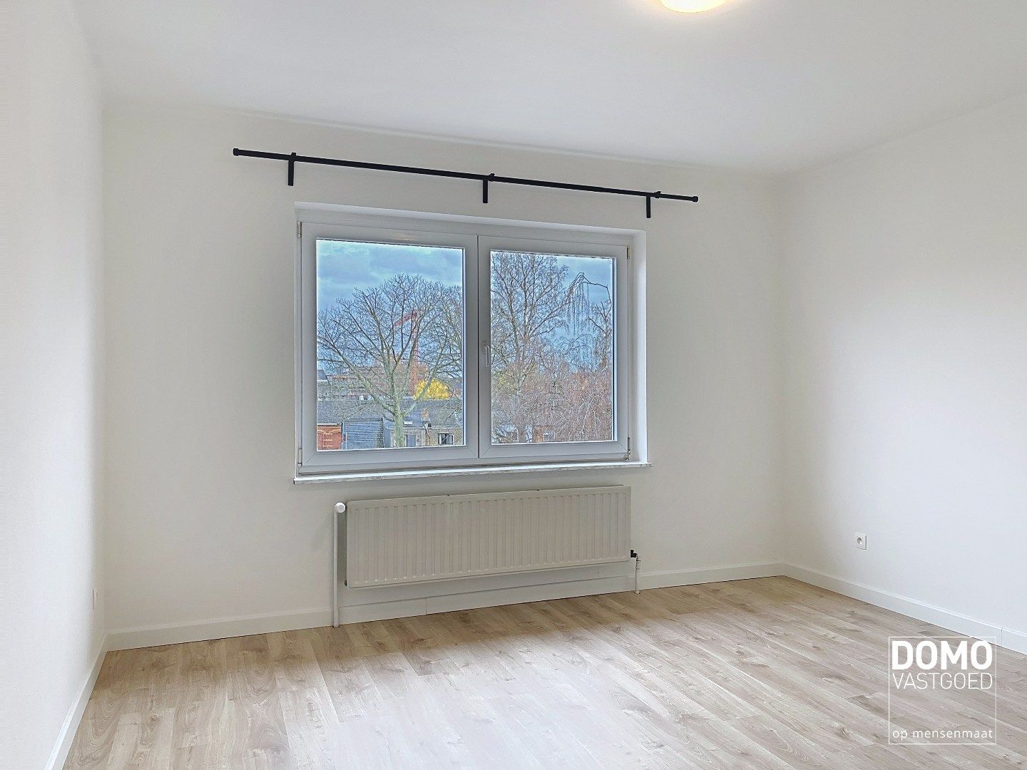 VOLLEDIG GERENOVEERD APPARTEMENT MET GARAGE TE HASSELT foto 7