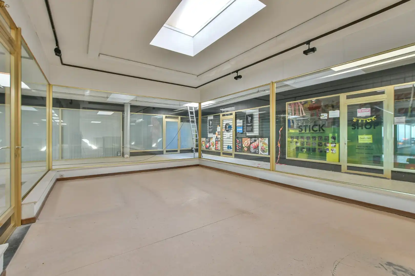 Winkelruimte op commerciële ligging te Blankenberge  foto 11