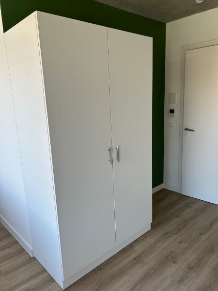 Nieuwe studentenkamer op een top locatie in centrum Kortrijk met zicht op plein. foto 7