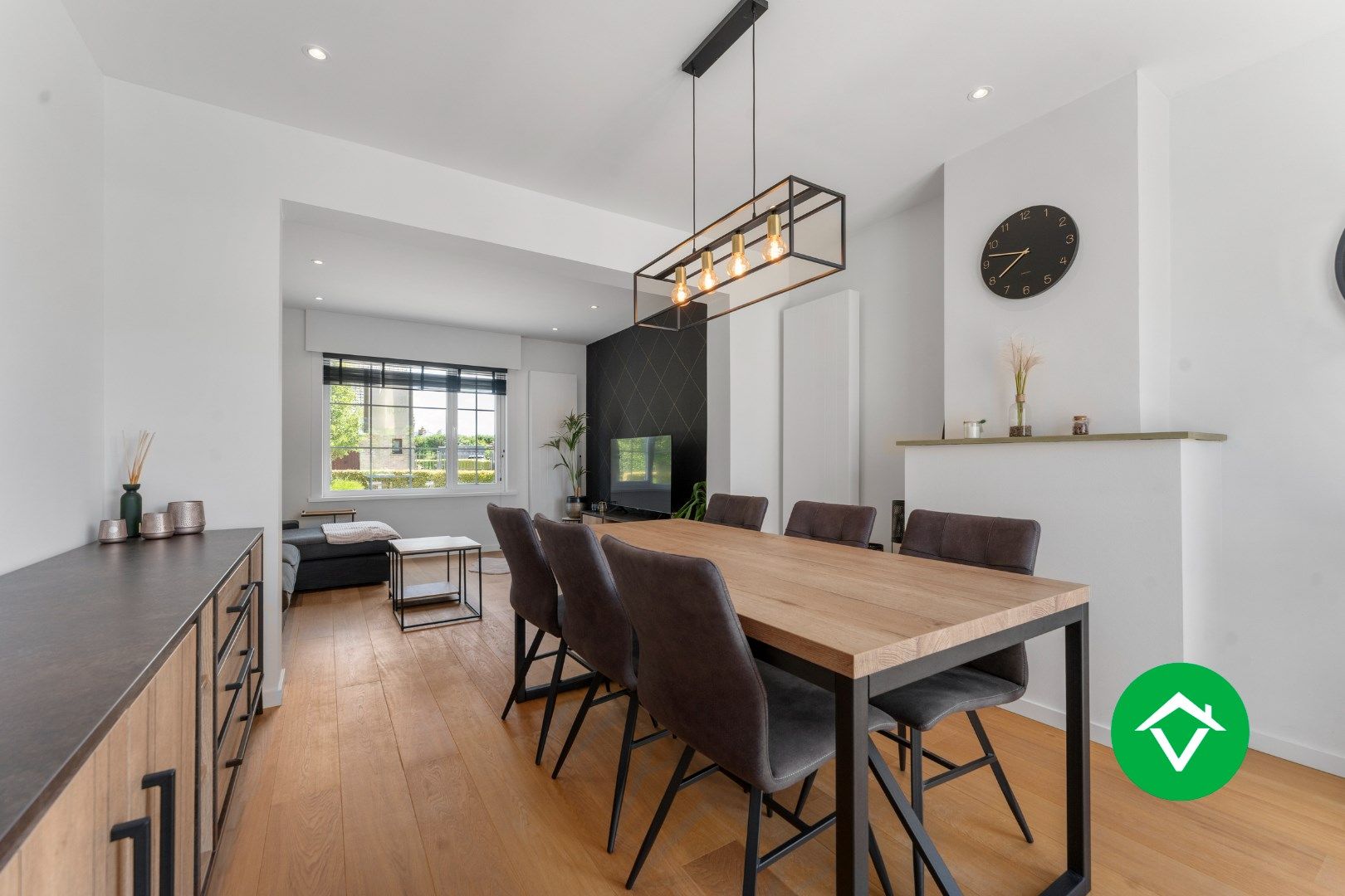Volledig gerenoveerde alleenstaande woning in Izenberge foto 7