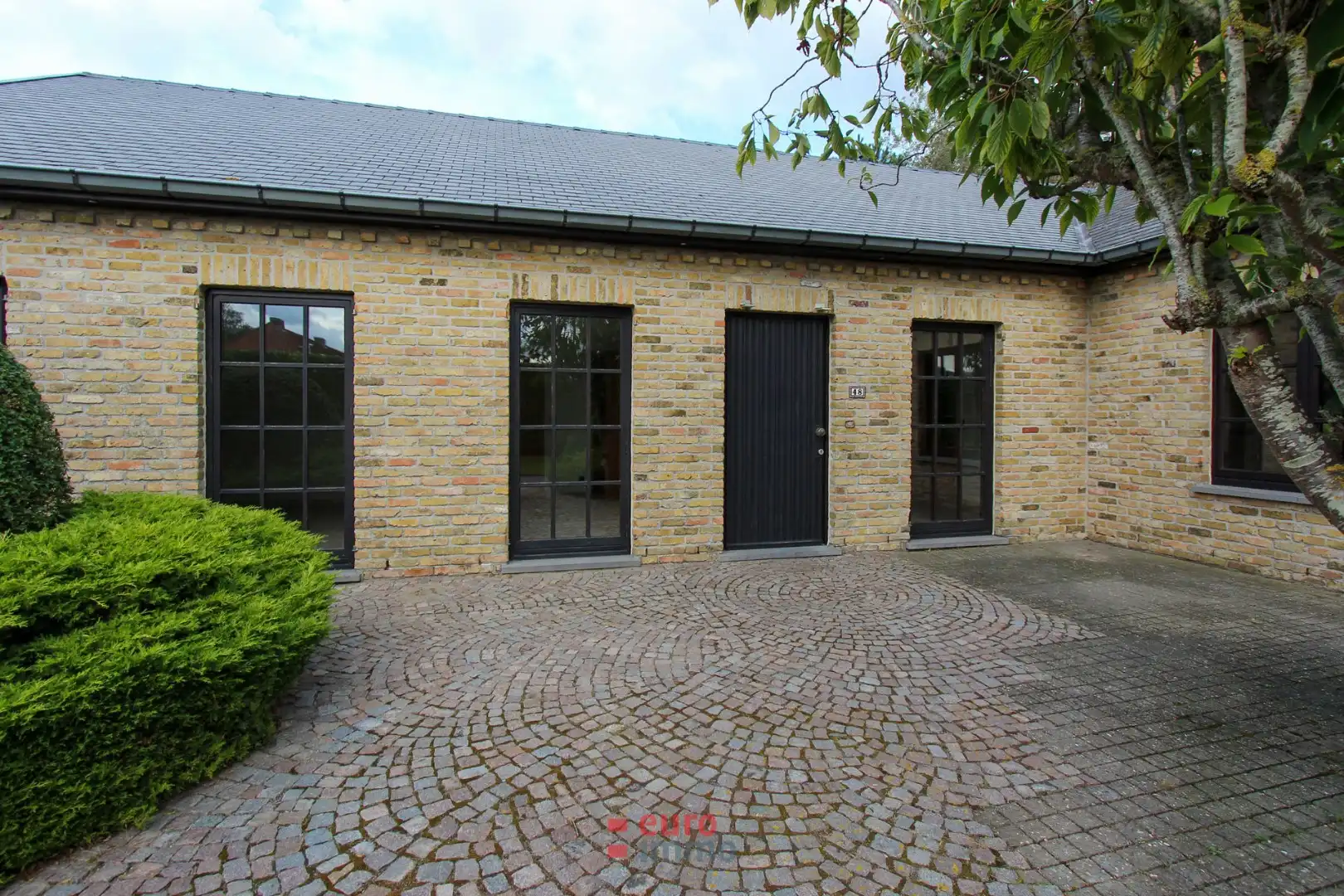 Rijkswachtstraat 48 foto {{pictureIndex}}