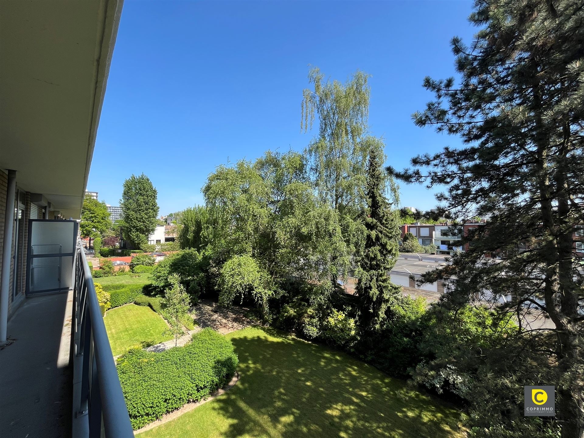 Ruim hoekapp met 3 slpk, 2 bdk en 2 terrassen foto 11