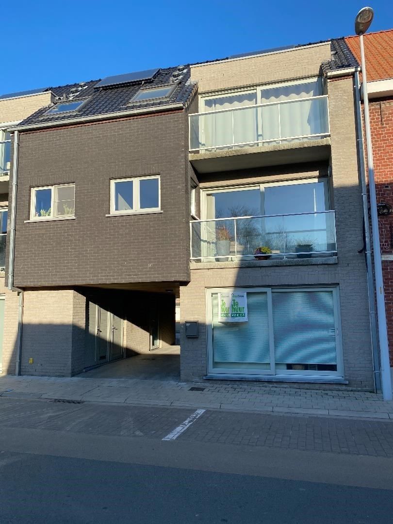 Gelijkvloers appartement met 1 slaapkamer en ruime garage te Staden foto 1