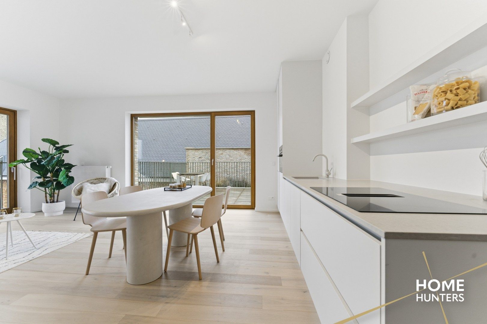 Luxe nieuwbouwappartement met ruim terras van maar liefst 36 m² foto 13