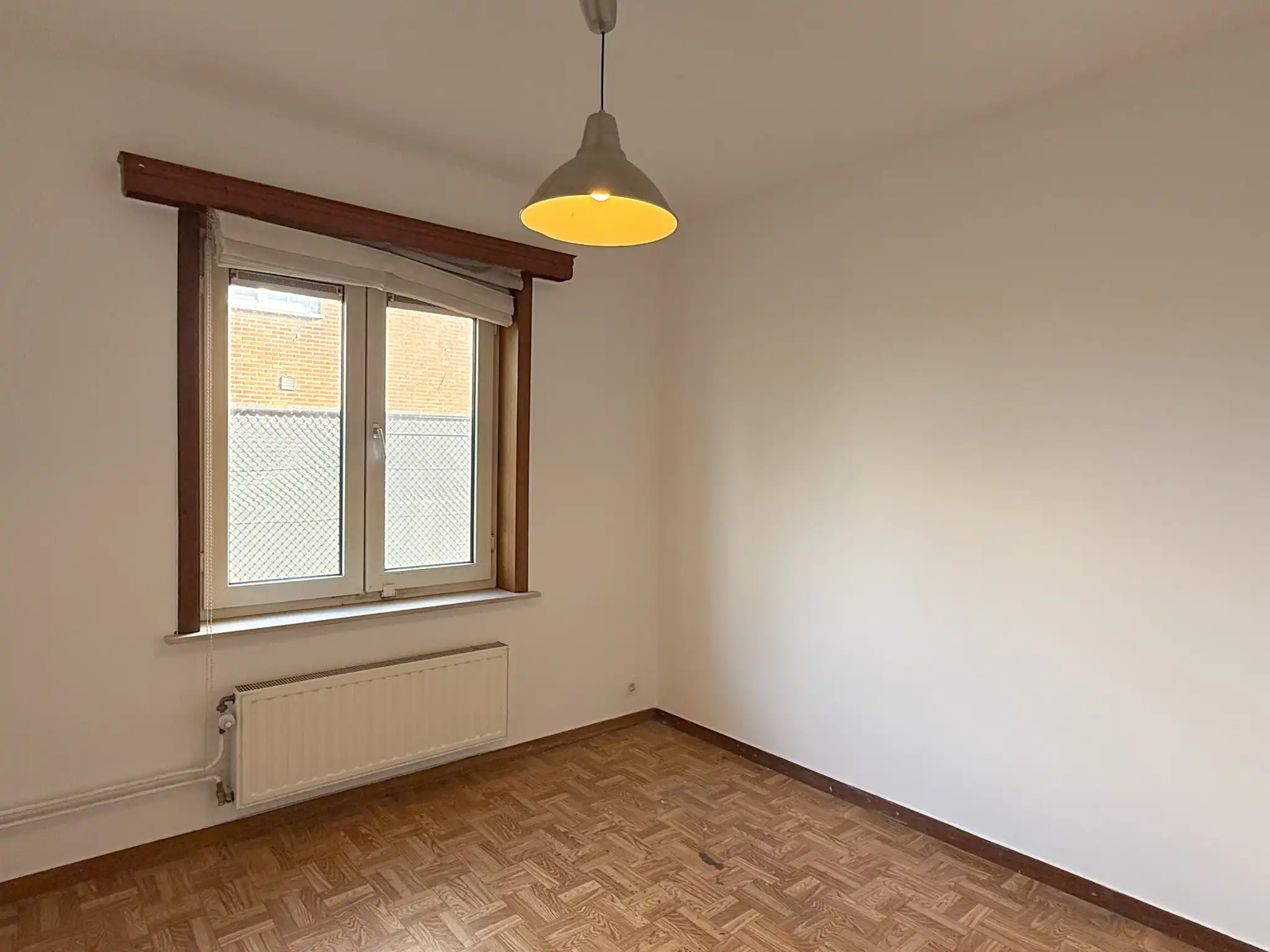 Ruime woning met 3 slaapkamers, tuin, terras en garage in Verrebroek foto 7