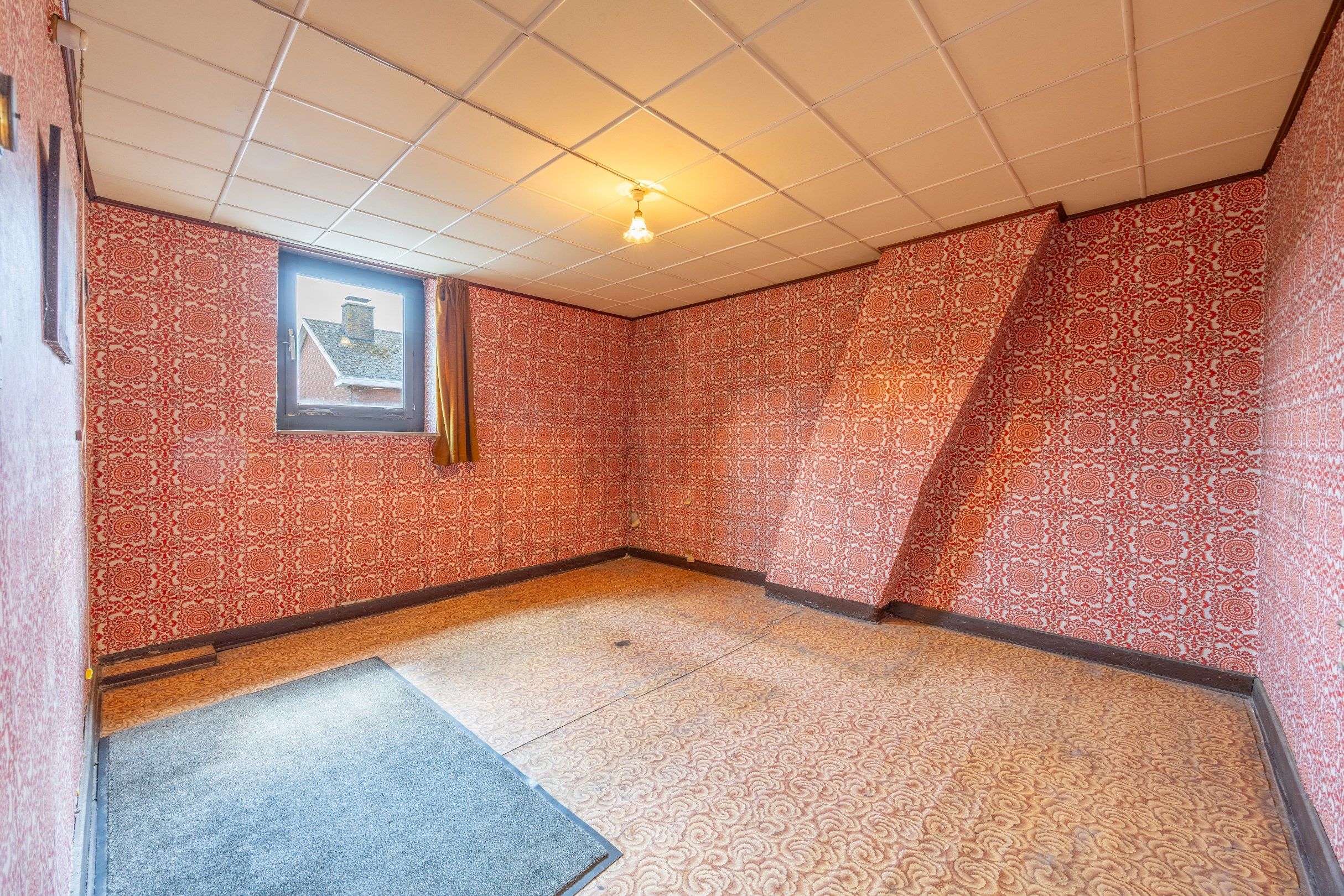 TE RENOVEREN WONING OP RUIM PERCEEL  foto 8