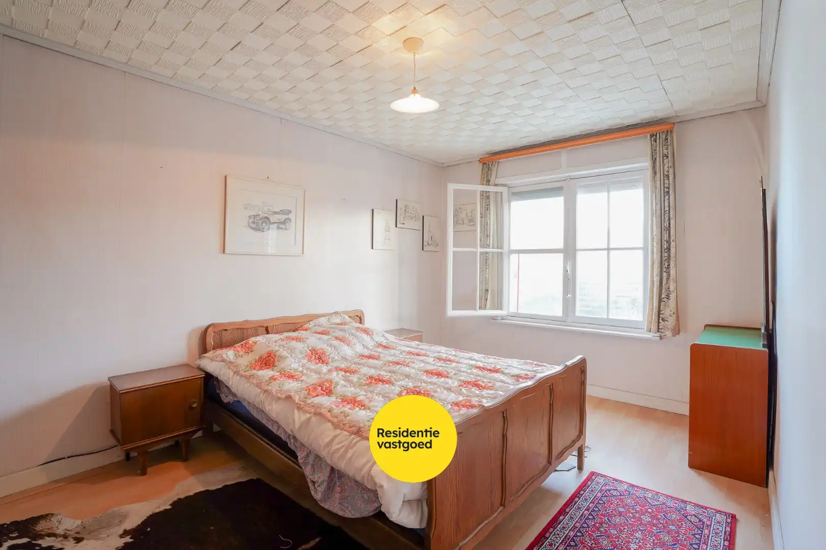 Ruime woning met zuidgerichte tuin te Sint-Michiels foto 13