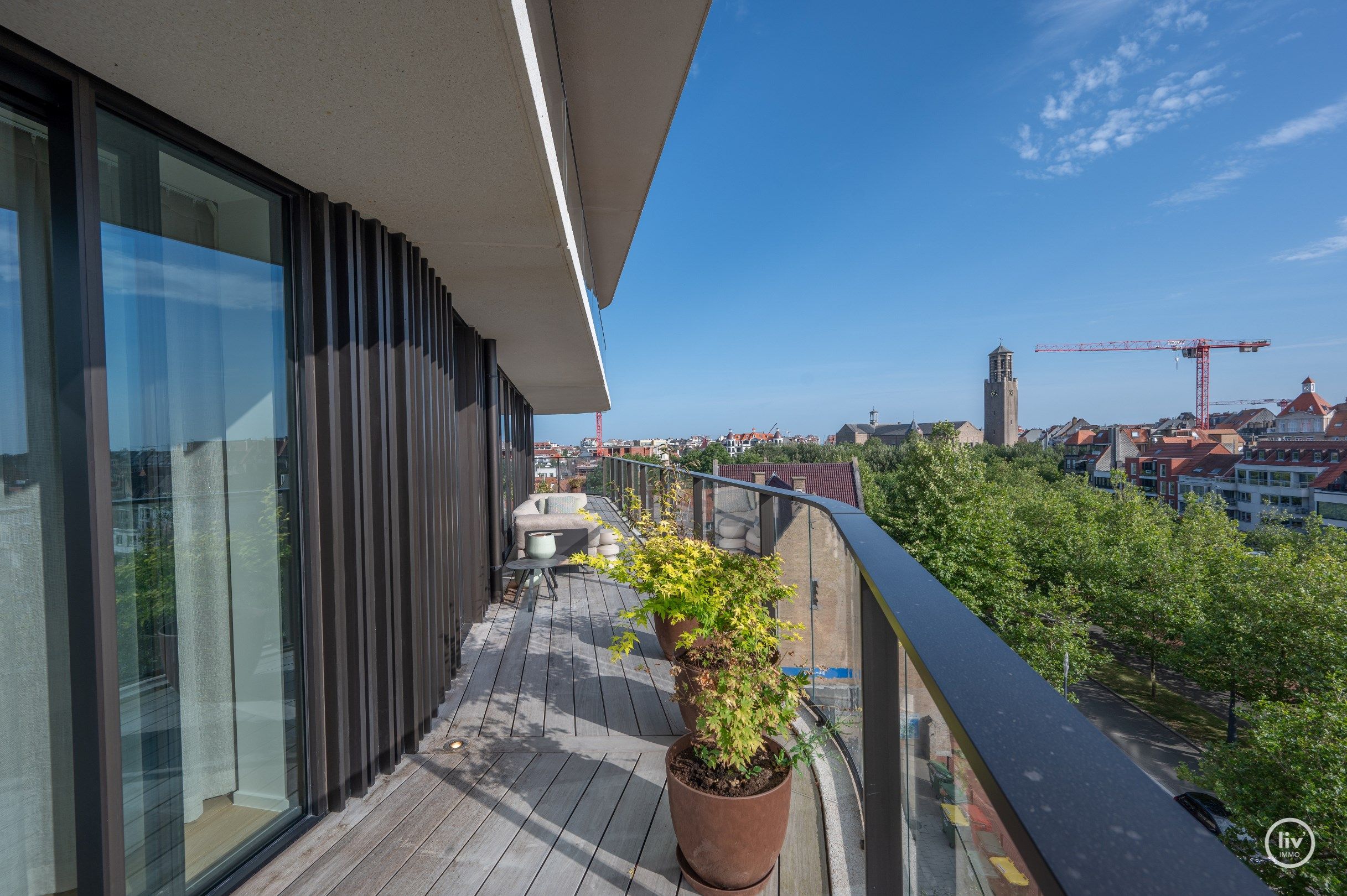 Uniek nieuwbouw appartement met 3 volwaardige slaapkamers genietend van unieke zichten gelegen in de exclusieve residentie "The Tower foto 14