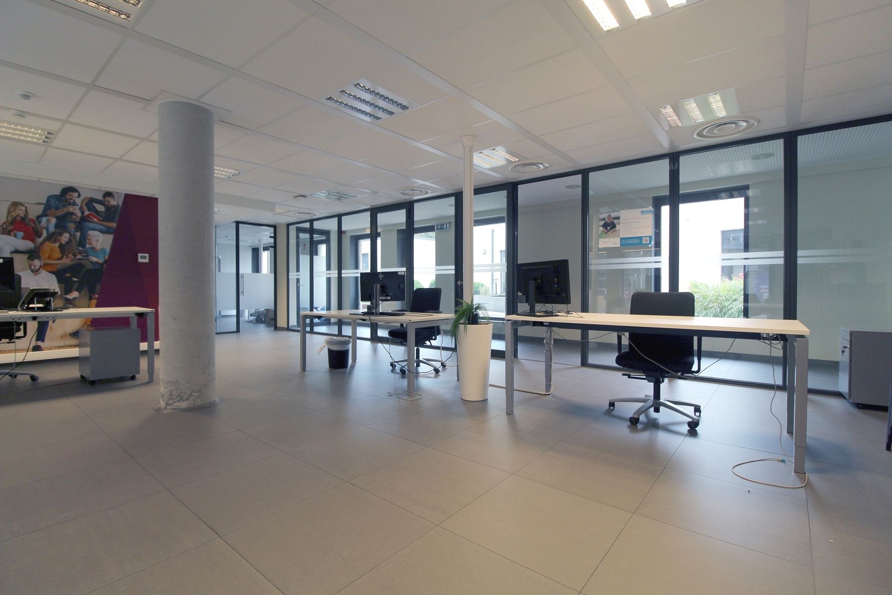 Uitstekende, centraal, gelegen kantoorruimte te Wetteren foto 4