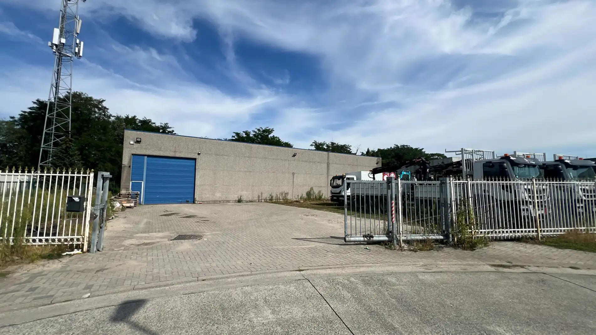 Bedrijfspand te koop nabij R4 in Gent foto 15