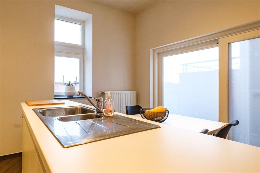 KNAP APPARTEMENT MET 1 SLK IN  HARTJE SINT-TRUIDEN foto 9