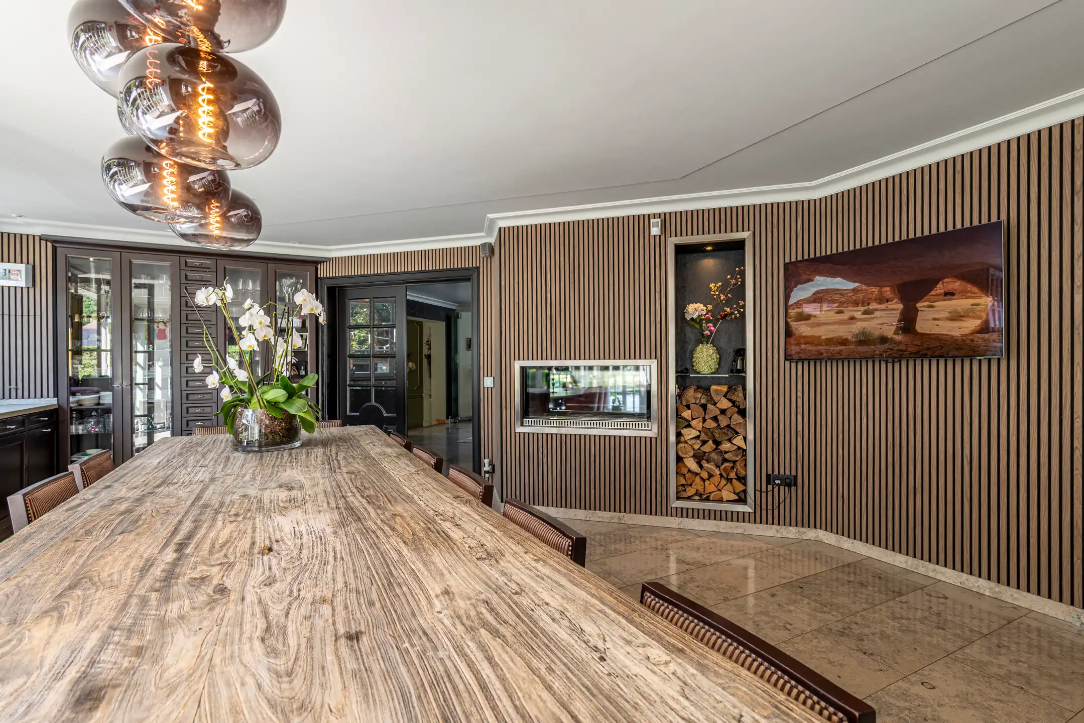 Exclusieve villa met zwembad op een perceel van 6.420 m² foto 8