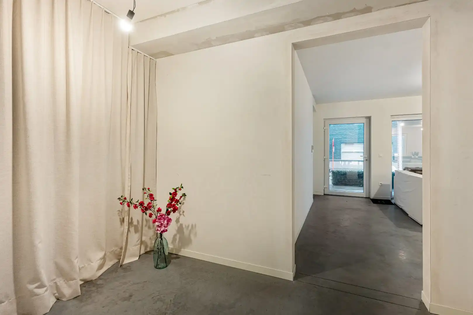 Gelijkvloers nieuwbouwappartement met parkeerplaats foto 13