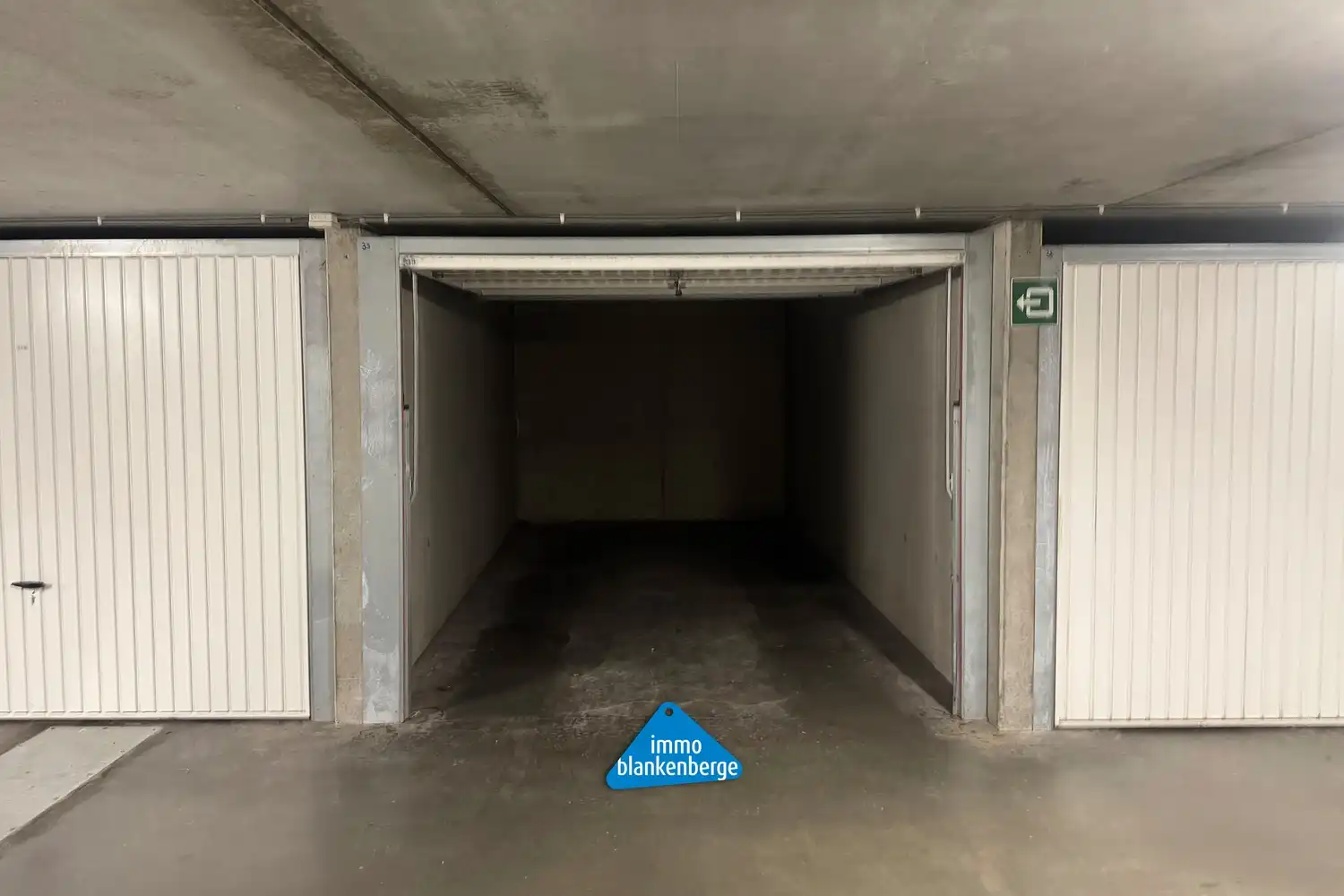 Instapklaar gemeubeld  éénslaapkamerappartement op topligging aan de zee in Blankenberge foto 16