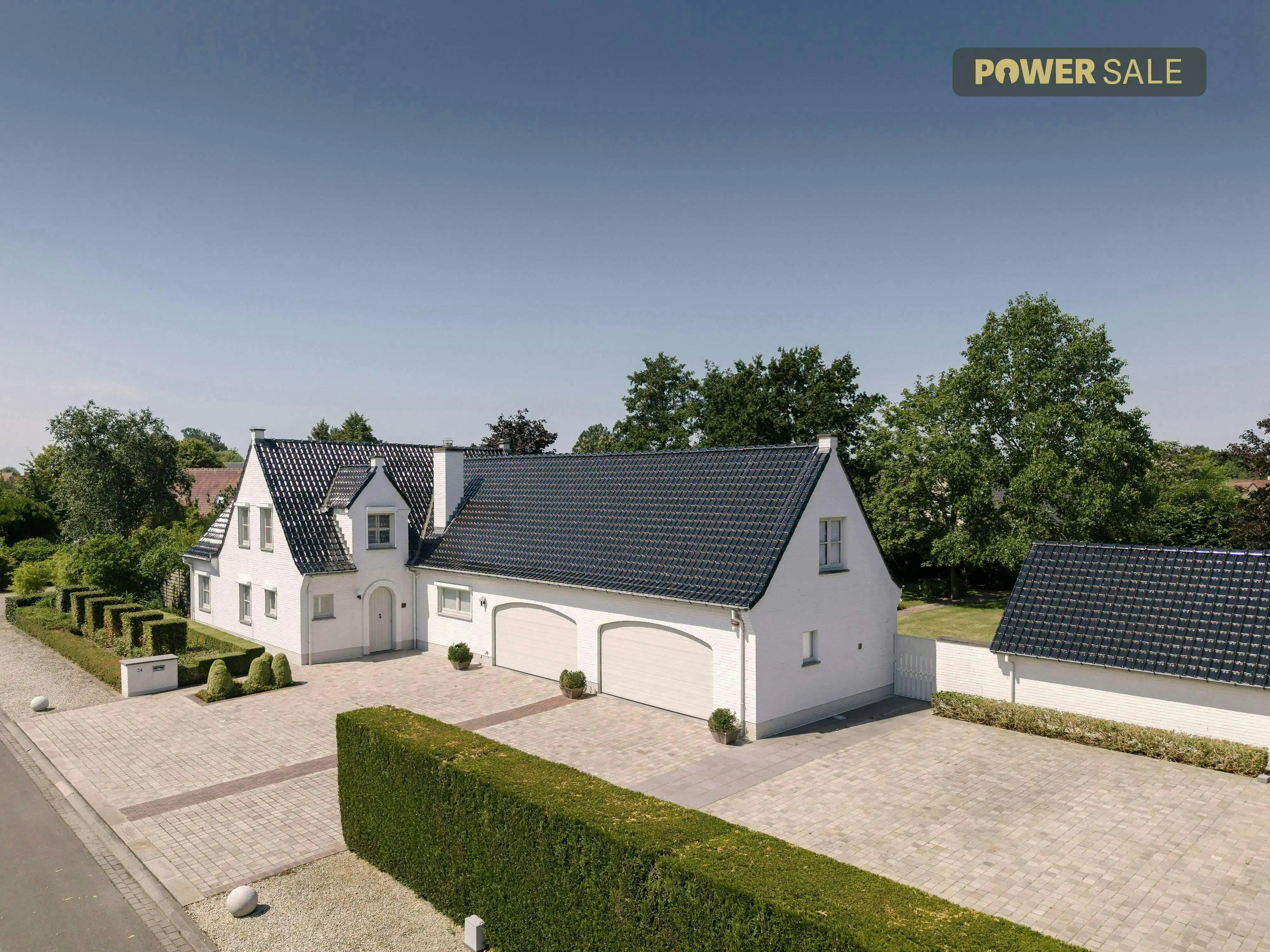 Exclusieve villa op royaal perceel nabij het Sterrebos foto {{pictureIndex}}