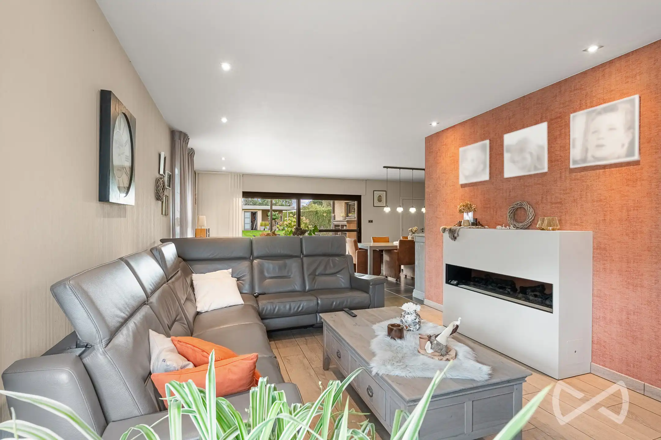 TE KOOP | Ruime instapklare woning op 20 are in Paal foto 5