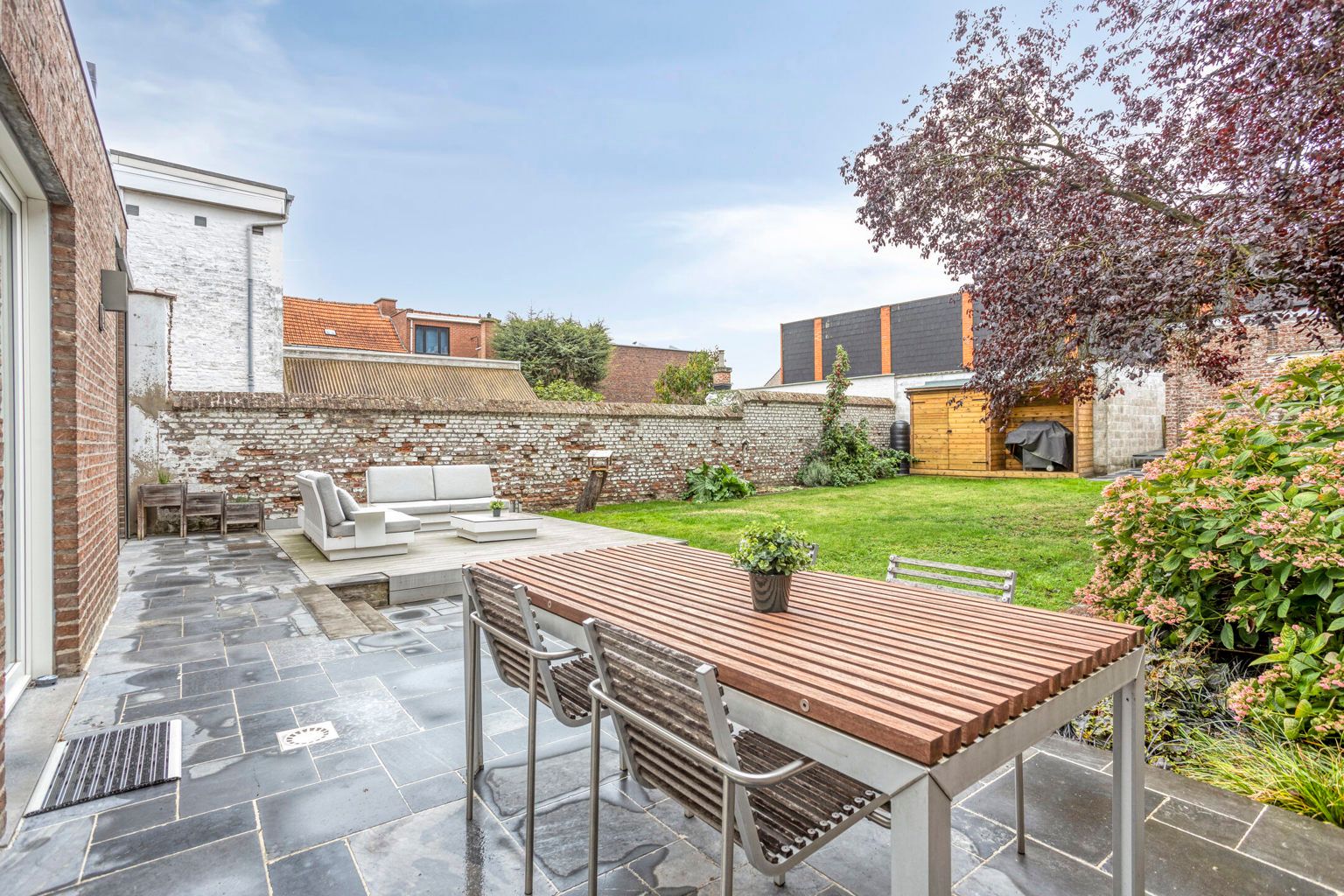 MOOIE, STATIGE STADSWONING MET TUIN foto 27