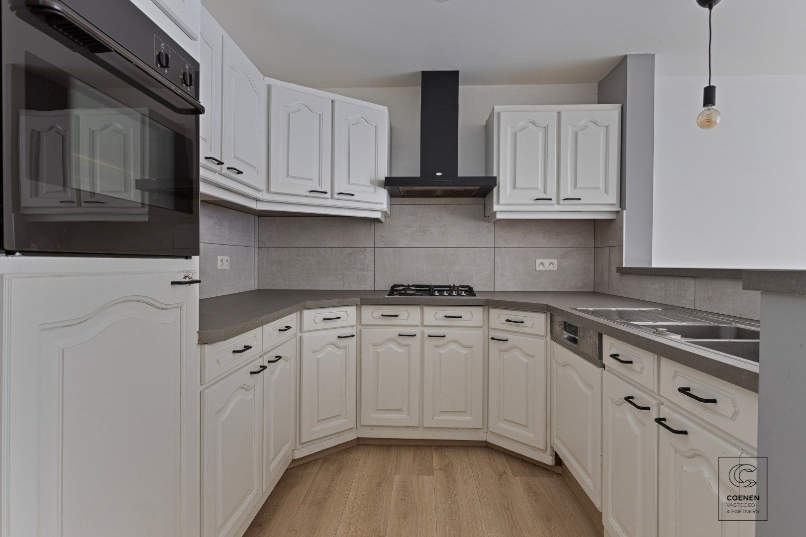 Energiezuinig gelijkvloers appartement van 85m² met tuin te Deurne! foto 6