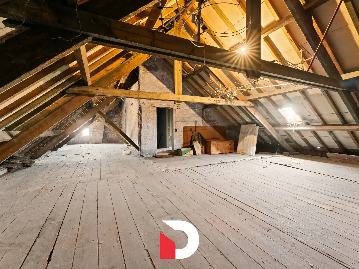 Exclusief burgerhuis met diephuis op een perceel van +/- 592 m² in centrum Brugge. foto 32