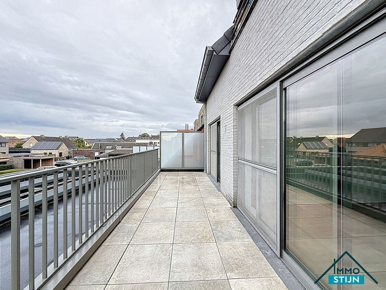 Lichtrijk Nieuwbouw appartement met zonnig terras foto 10