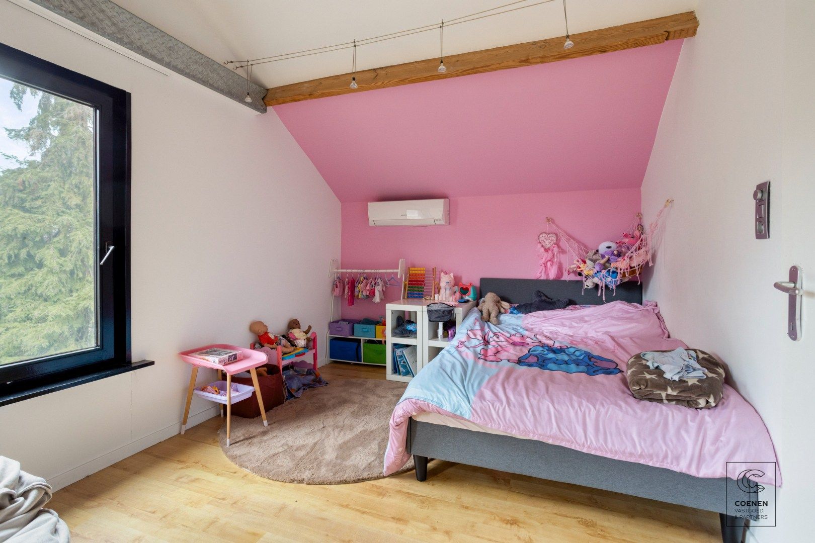 Charmante woning van 155 m² op een TOPligging te Sint-Job-in-'t-Goor! foto 18