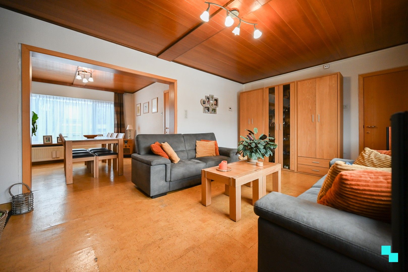 Verrassend ruime ééngezinswoning in Emelgem foto 3