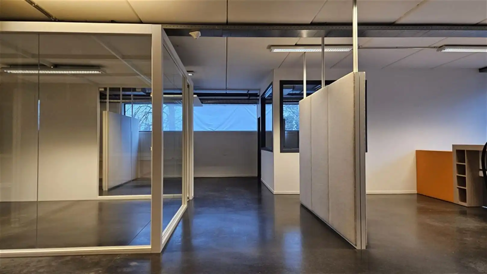 High-end bedrijfspand op toplocatie foto 17