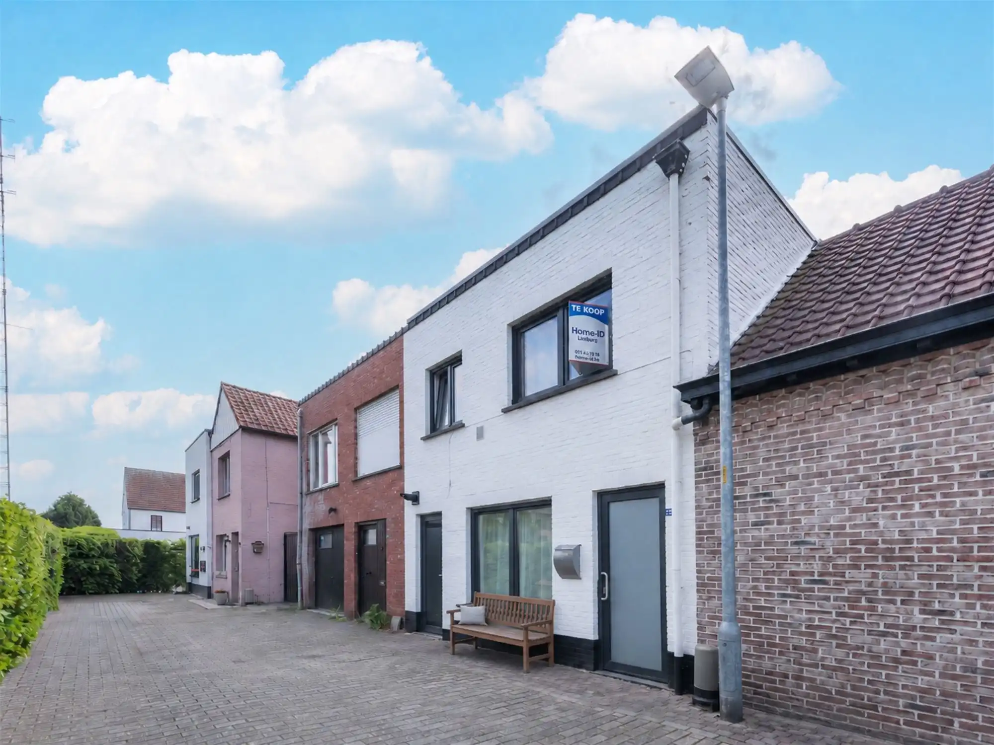 Vernieuwde woning met 2 slaapkamers in rustige woonomgeving foto {{pictureIndex}}