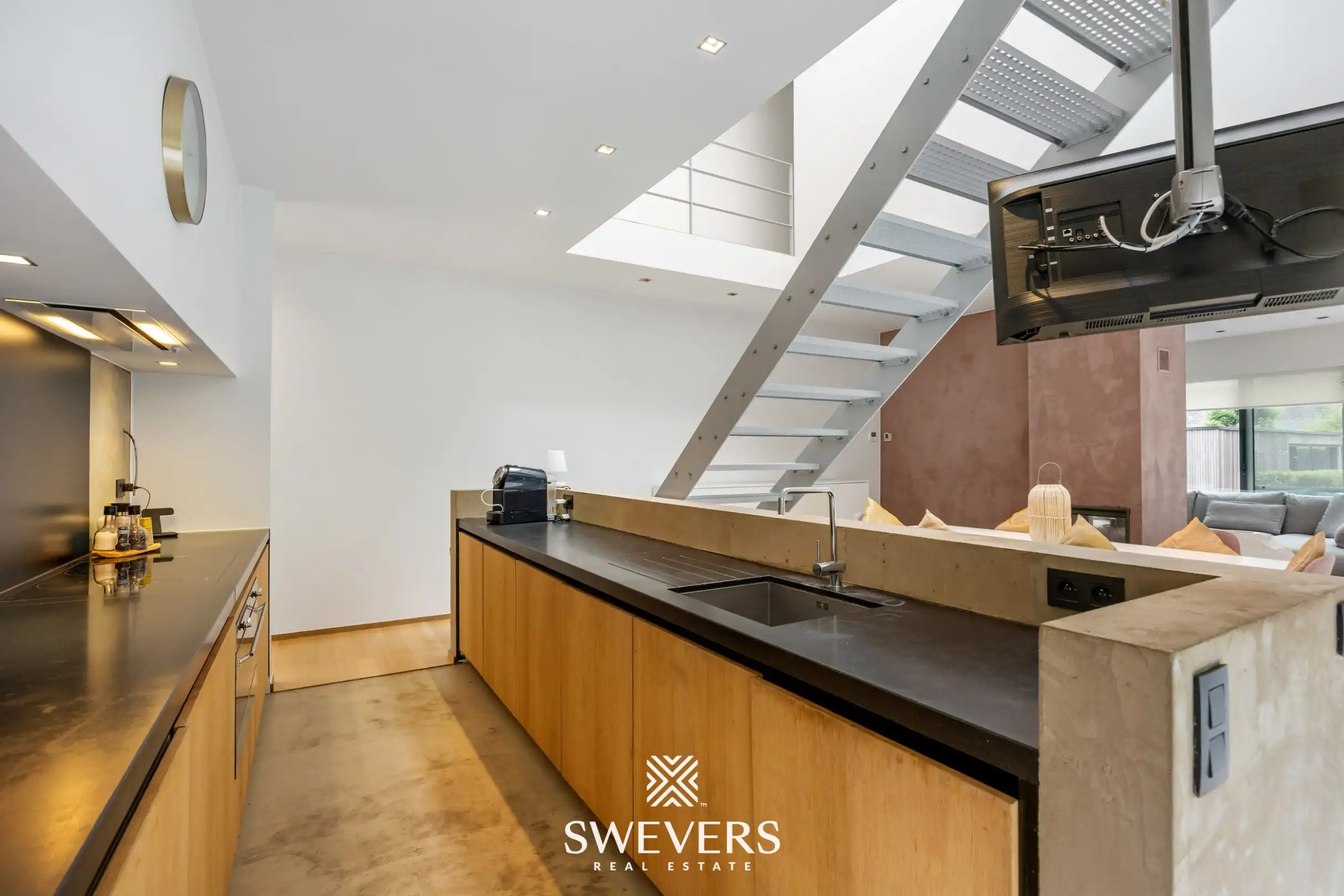 Ruime villa met zwembad, jacuzzi en verwarmd poolhouse met gunstig EPC B  foto 8