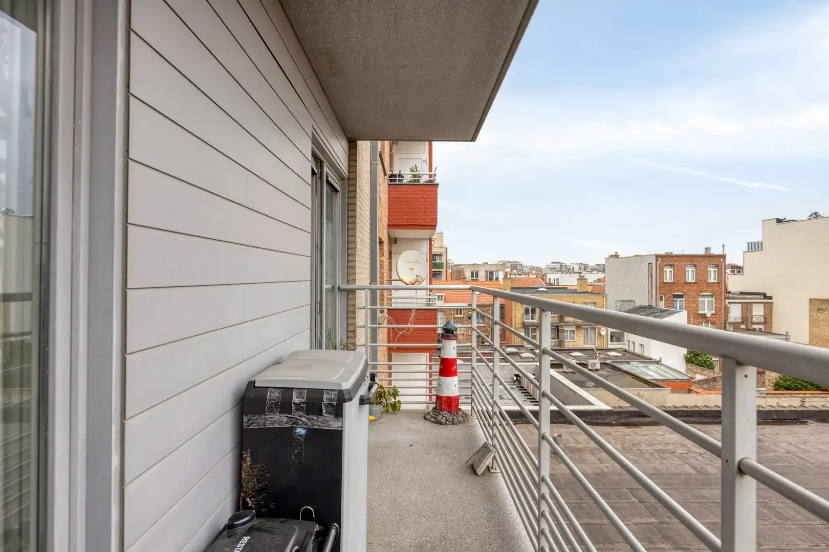 Zongericht woonappartement in hartje De Panne foto 41