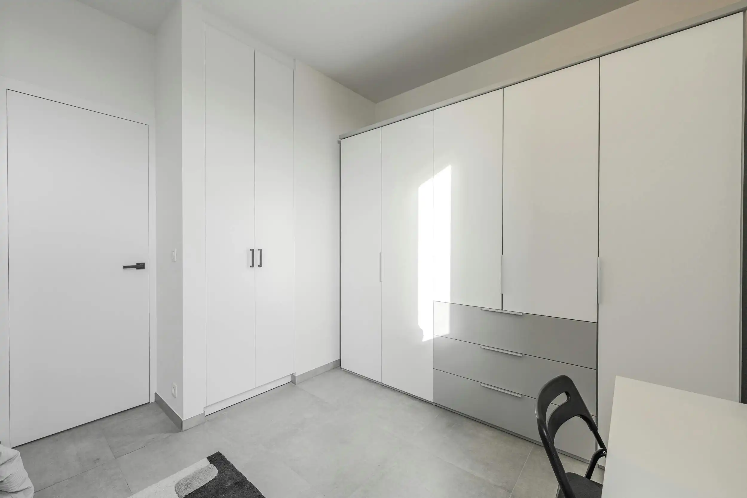 Prachtig 2-slaapkamer appartement (2023) met ruim terras ! foto 13