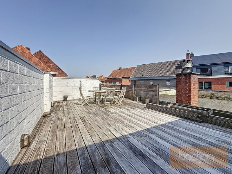 TE KOOP: Duplexappartement in hartje Kuurne foto 5