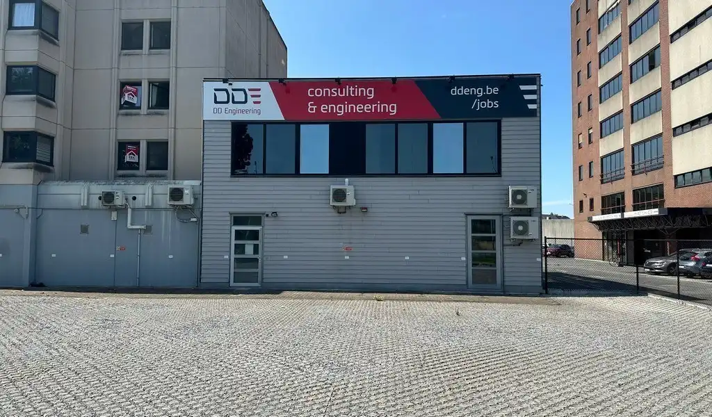 Kantoren te koop in opbrengsteigendom aan klaverblad in Gent foto 28
