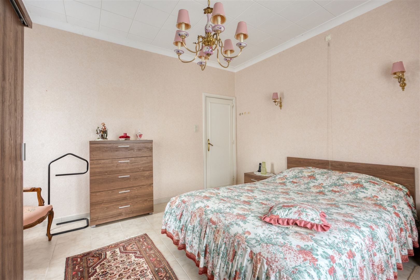 Mooi gelegen bungalow met 3 slaapkamers foto 19