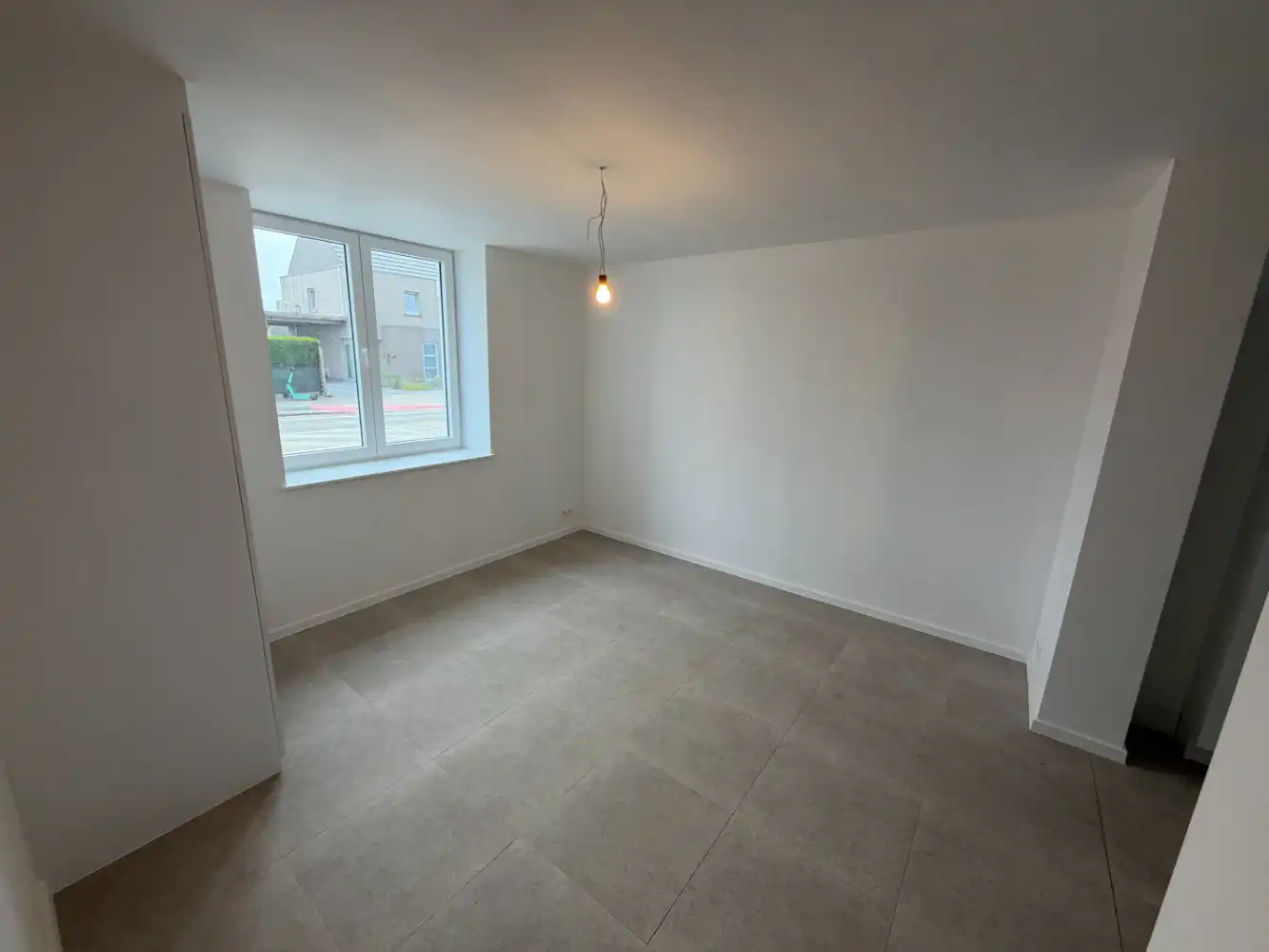 4 slaapkamer nieuwbouw woning te huur foto 3