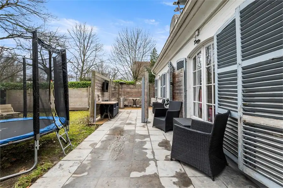 STATIGE WONING MET 4 SLKS OP EEN TOPLOCATIE foto 27