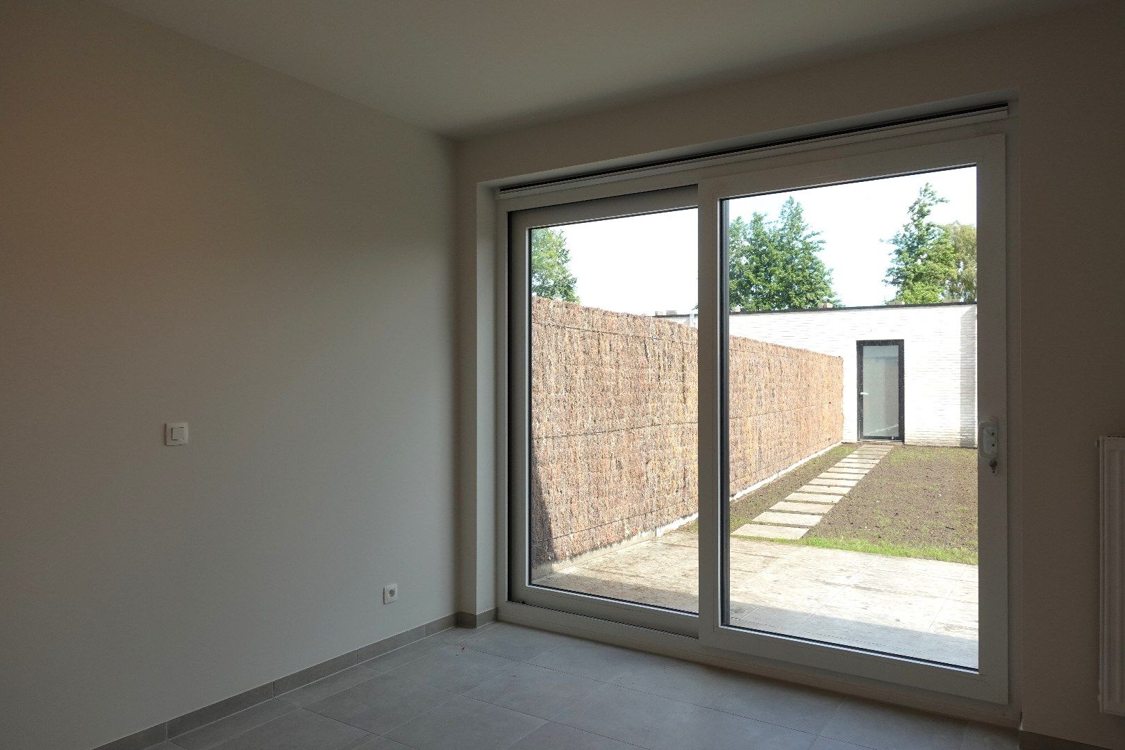 Residentie Chapeau: nieuwbouwappartementen met garagebox in hartje Eernegem foto 12