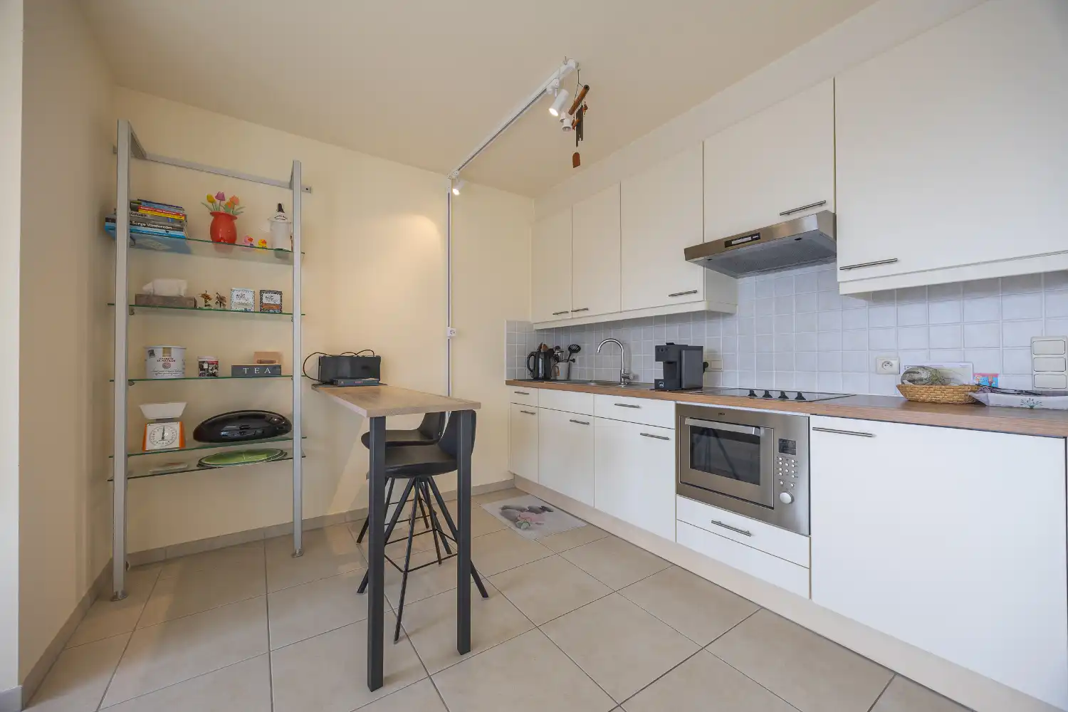 2 slaapkamer appartement met terras in Oostende foto 10